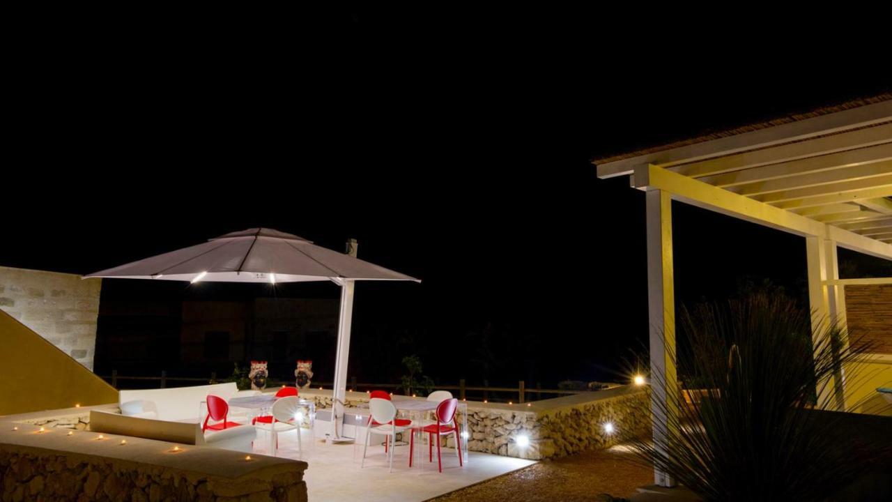 Le Suites Del Carrubo Favignana Ngoại thất bức ảnh