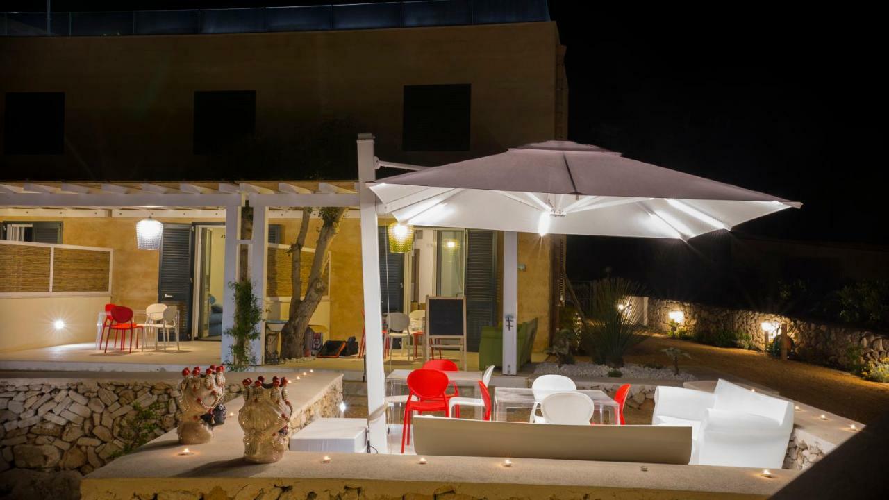 Le Suites Del Carrubo Favignana Ngoại thất bức ảnh