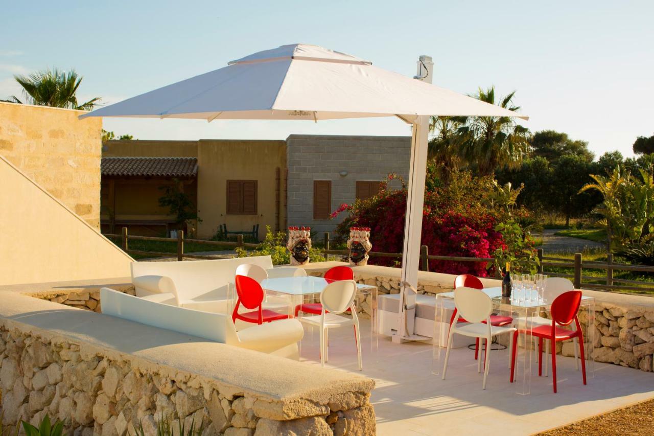 Le Suites Del Carrubo Favignana Ngoại thất bức ảnh